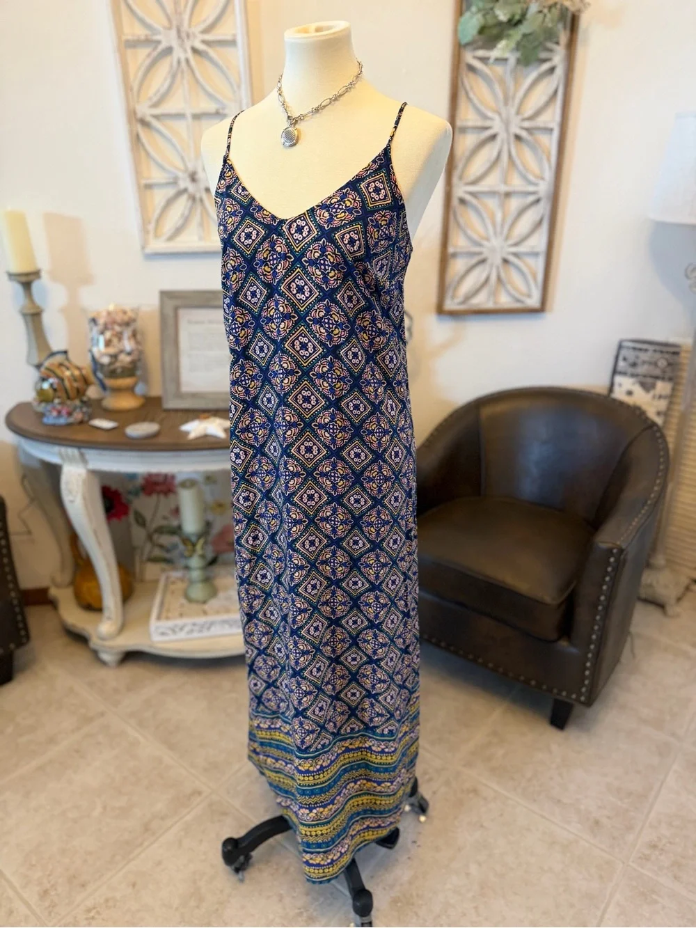 Old Navy Navy and Yellow Patterned Maxi Dress - Picture 3 of 7